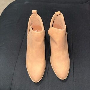 TOP Moda Light Brown Ankle Booties